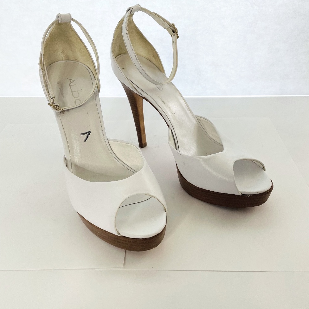 7 White Leather Aldo Heels